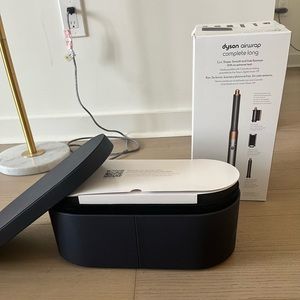 Brand new Dyson Airwrap long edition used less than 5x
